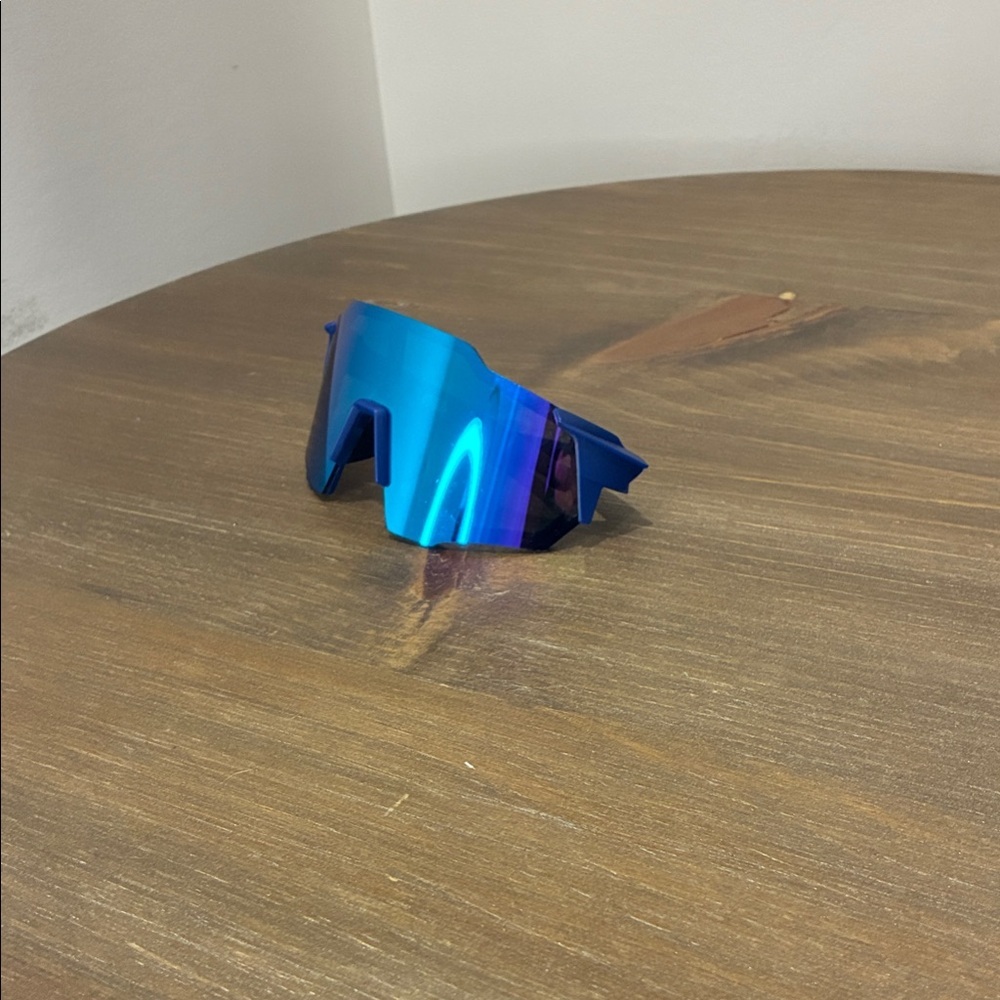 Blue Biker Polorized Sunglasses - Picture 3 of 3
